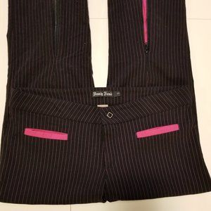 Beauty Fiend Hot Topic Rockabilly Pinstripe Capri
